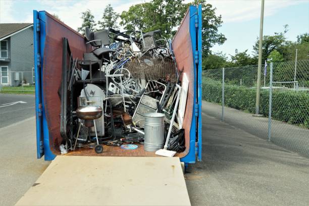 Best Hot Tub Removal  in Colfax, IL
