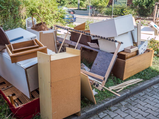 Best Trash Removal Near Me  in Colfax, IL